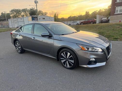 2020 Nissan Altima 2.5 SV