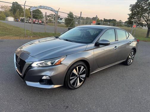2020 Nissan Altima 2.5 SV