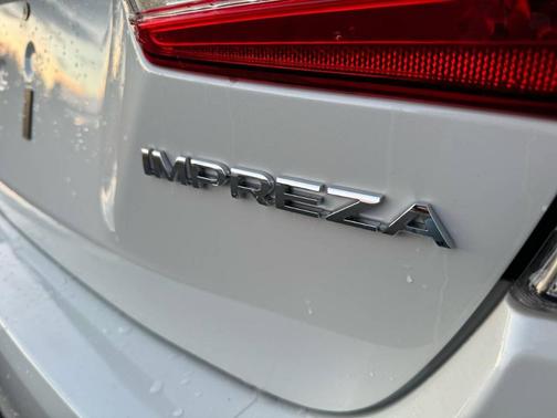 2022 Subaru Impreza Base