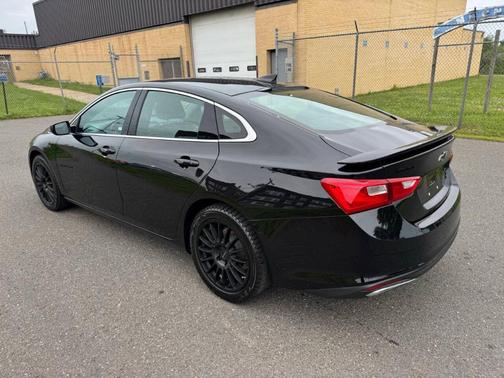 2022 Chevrolet Malibu RS