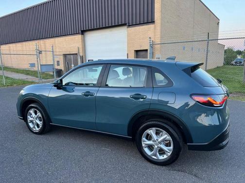 2023 Honda HR-V LX