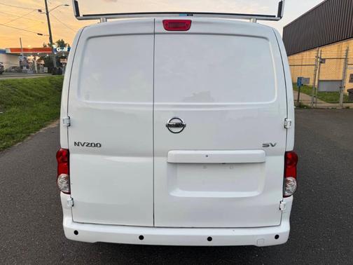 2021 Nissan NV200 SV