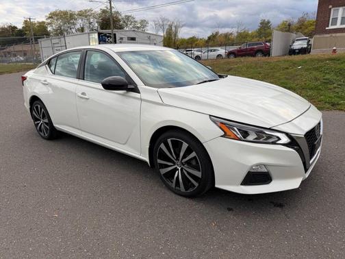 2021 Nissan Altima 2.5 SR