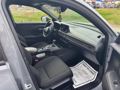 Urban Gray Pearl 2025 Honda HR-V Sport