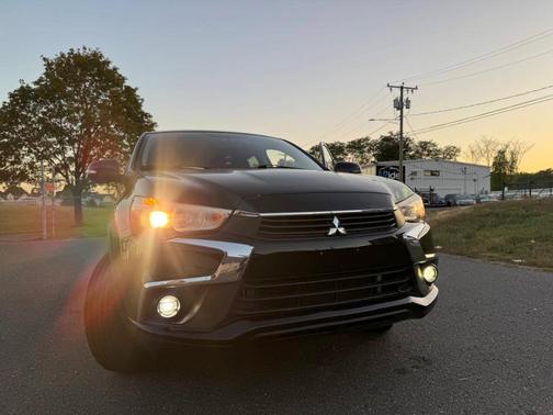 2017 Mitsubishi Outlander Sport LE CROSSOVER