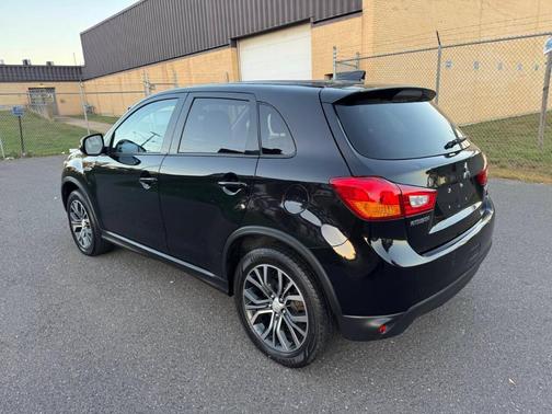 2017 Mitsubishi Outlander Sport LE CROSSOVER