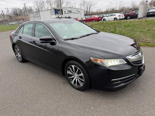 2017 Acura TLX w/Technology Package