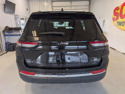 Diamond Black 2023 Jeep Grand Cherokee Limited