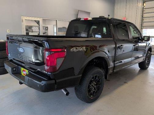 Agate Black Metallic 2026 Ford F-150 STX