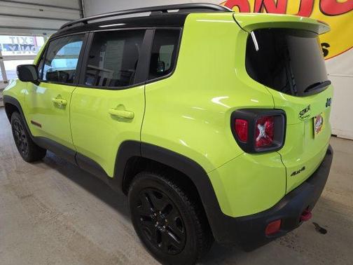 Hypergreen Clearcoat 2018 Jeep Renegade Trailhawk