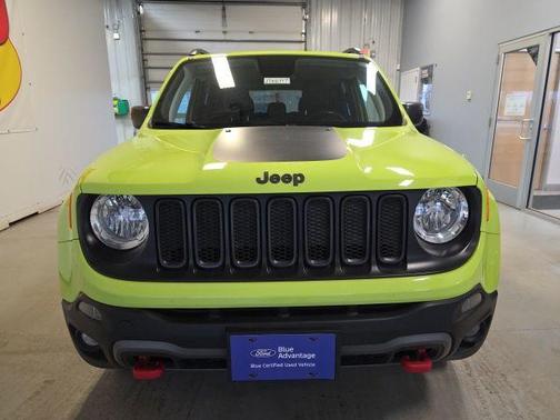 Hypergreen Clearcoat 2018 Jeep Renegade Trailhawk