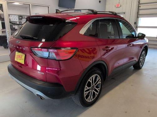 Rapid Red Metallic Tinted Clearcoat 2021 Ford Escape SEL