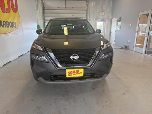 2022 Nissan Rogue S