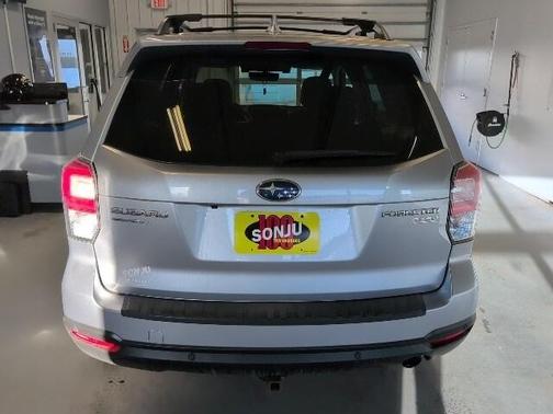 2017 Subaru Forester 2.5i Touring