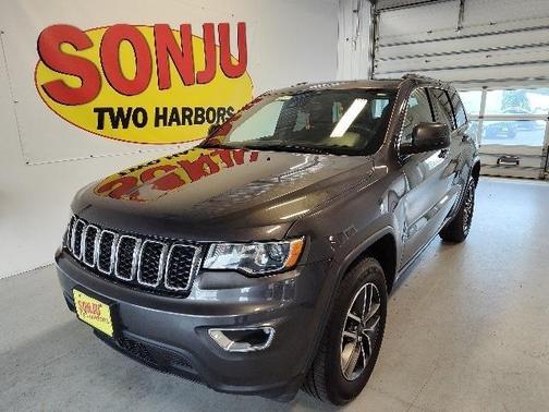 2021 Jeep Grand Cherokee Laredo