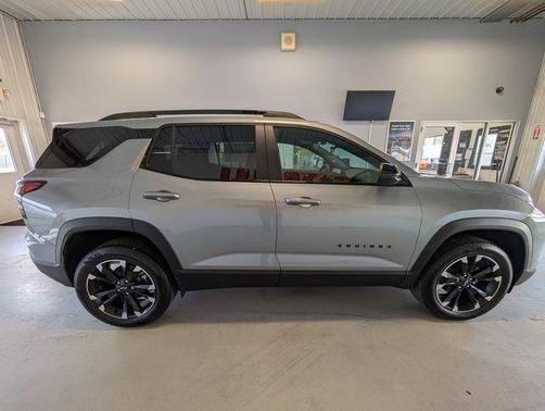 Sterling Gray Metallic 2026 Chevrolet Equinox RS