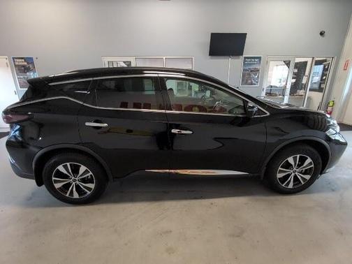 2024 Nissan Murano SV