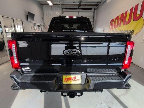 2026 Ford F-350 Lariat Super Duty