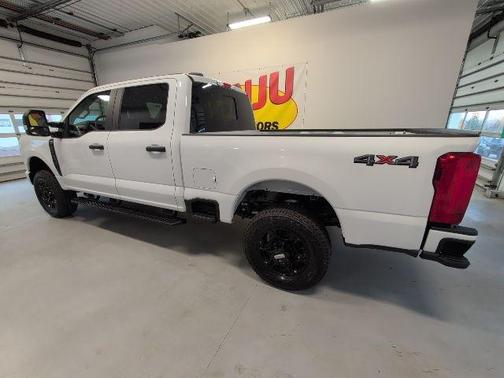 Oxford White 2026 Ford F-350 XL