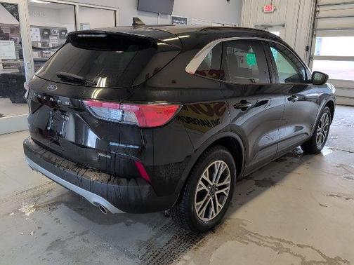 Agate Black Metallic 2021 Ford Escape SEL