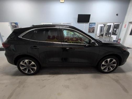 2023 Ford Escape Platinum