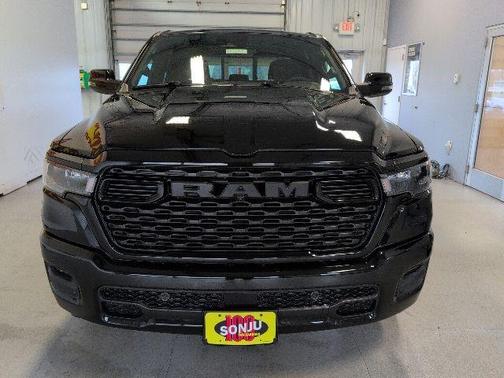 Diamond Black 2026 RAM 1500 Big Horn/Lone Star