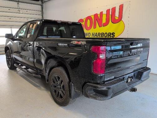 Black 2024 Chevrolet Silverado 1500 Custom