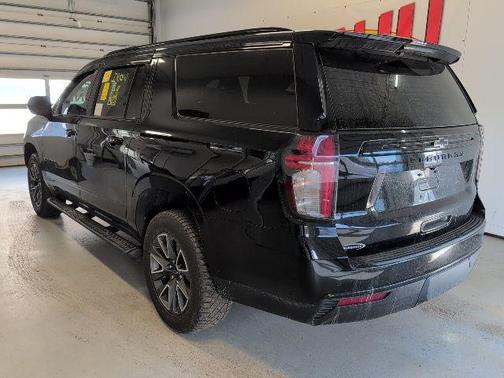 2023 Chevrolet Suburban Z71