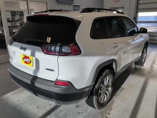 2022 Jeep Cherokee X