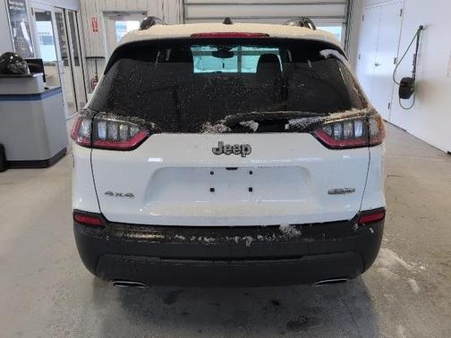 2022 Jeep Cherokee X