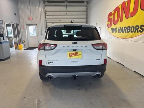 2020 Ford Escape Titanium Hybrid