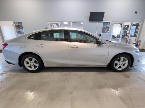 2022 Chevrolet Malibu 1LS