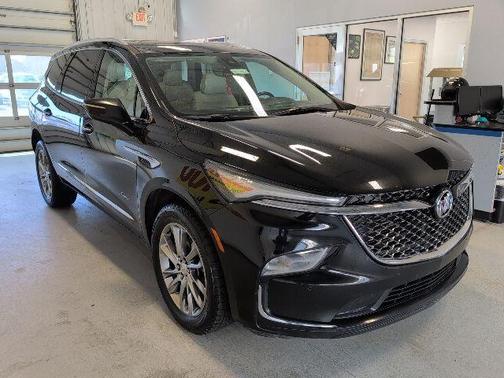Ebony Twilight Metallic 2022 Buick Enclave Avenir