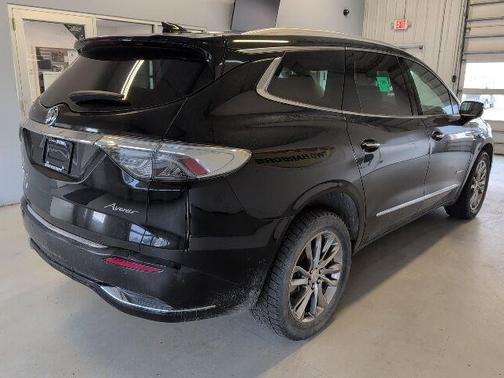 Ebony Twilight Metallic 2022 Buick Enclave Avenir