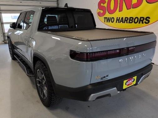 2023 Rivian R1T Adventure Quad Motor Large Pack