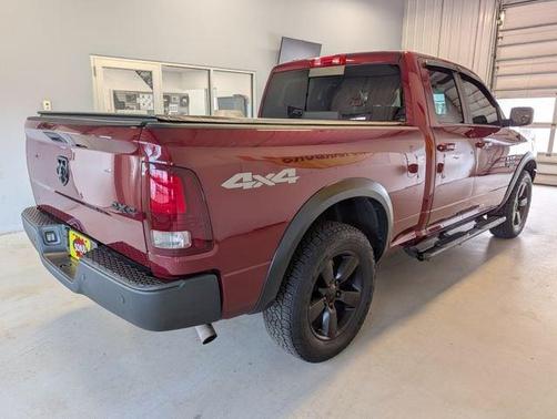 Delmonico Red Pearlcoat 2019 RAM 1500 Classic Warlock