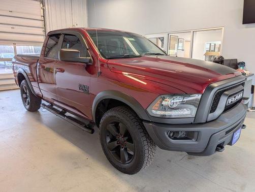 Delmonico Red Pearlcoat 2019 RAM 1500 Classic Warlock
