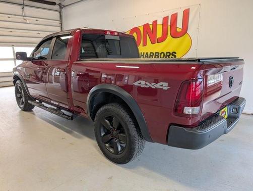 Delmonico Red Pearlcoat 2019 RAM 1500 Classic Warlock