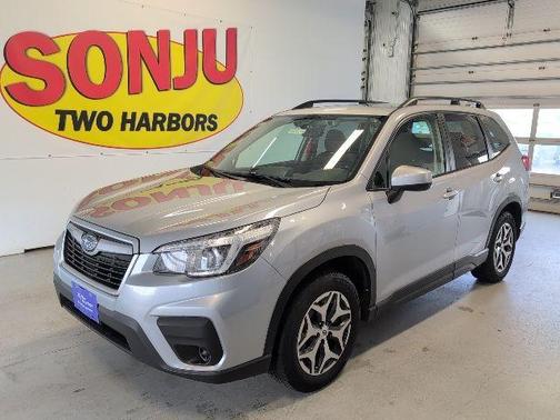 Ice Silver Metallic 2019 Subaru Forester Premium
