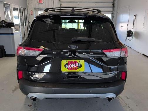 2021 Ford Escape Titanium Hybrid