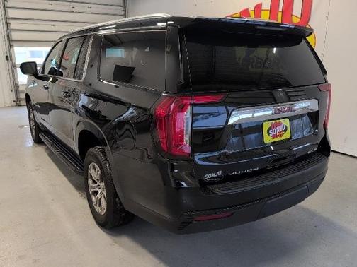 2024 GMC Yukon XL SLE