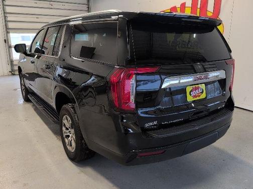 2024 GMC Yukon XL SLE
