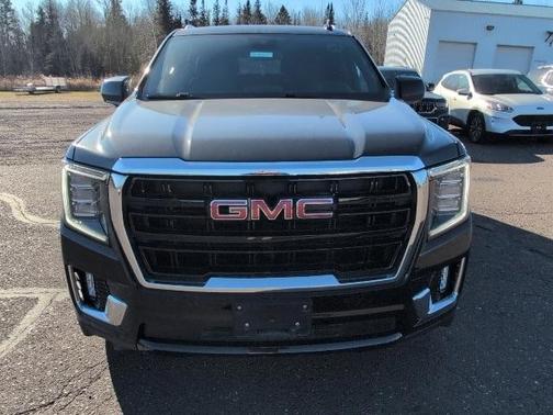2024 GMC Yukon XL SLE