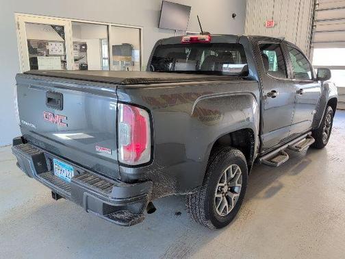 Cyber Gray Metallic 2015 GMC Canyon SLE