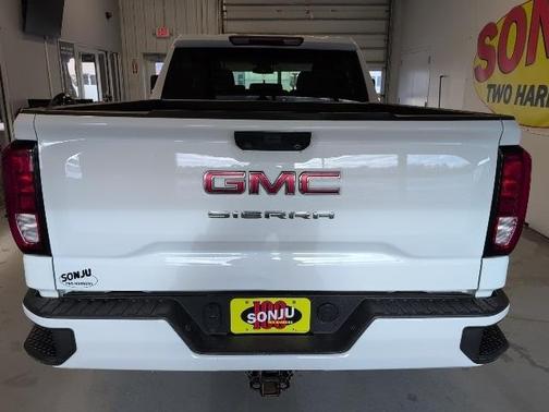 2023 GMC Sierra 1500 Pro