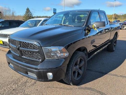 2022 RAM 1500 Classic SLT