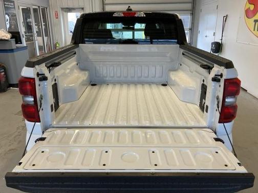 2025 Ford Maverick Lobo Standard