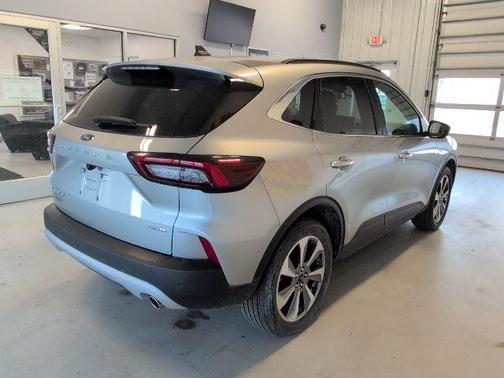 Iconic Silver Metallic 2024 Ford Escape Platinum