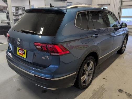 2018 Volkswagen Tiguan 2.0T SEL Premium
