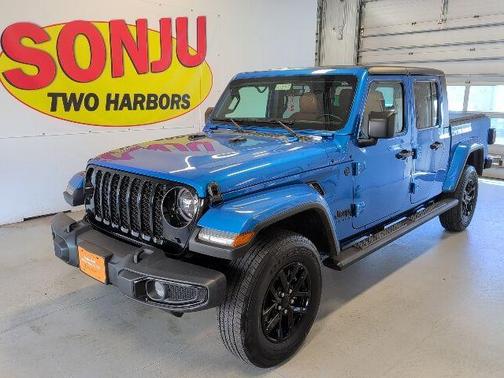 Hydro Blue Pearlcoat 2022 Jeep Gladiator Sport